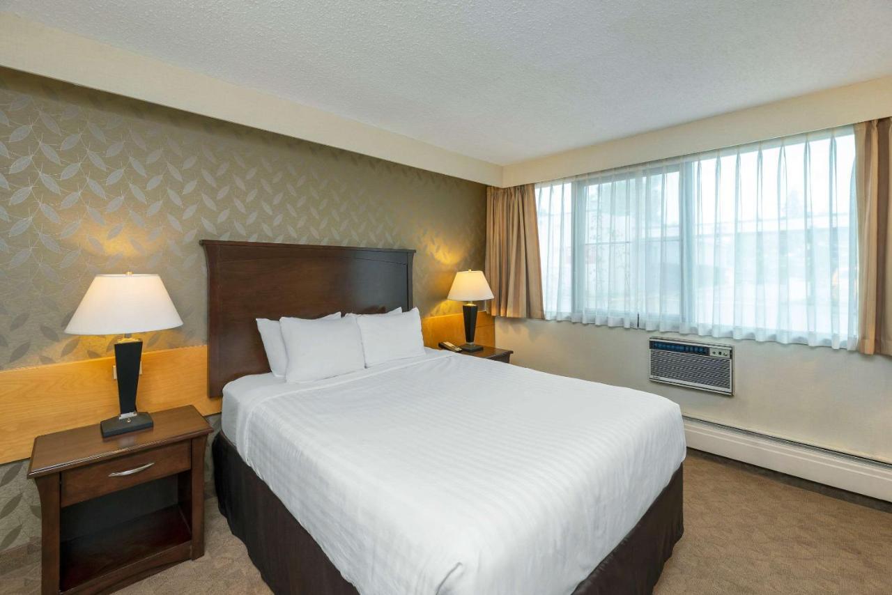 Prestige Riverside Lodge Quesnel Esterno foto