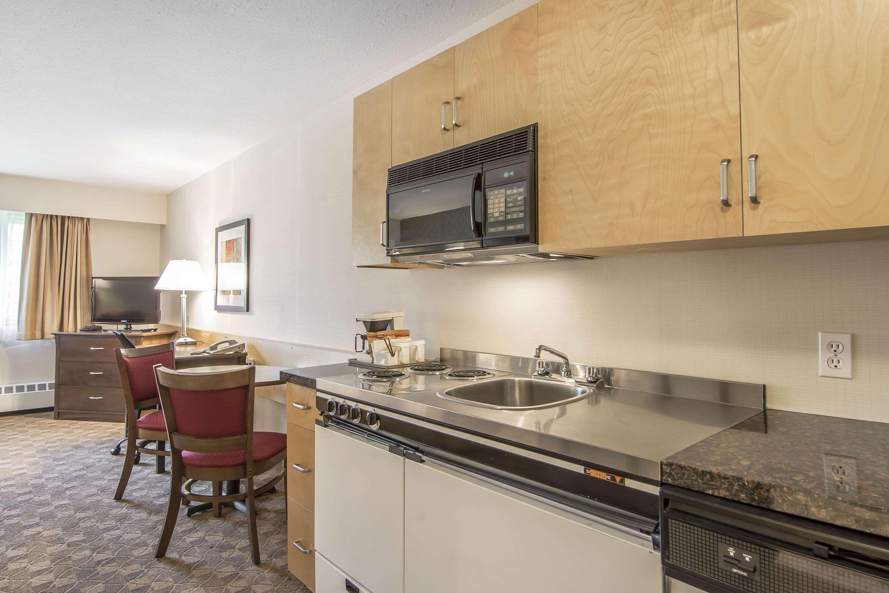 Prestige Riverside Lodge Quesnel Esterno foto