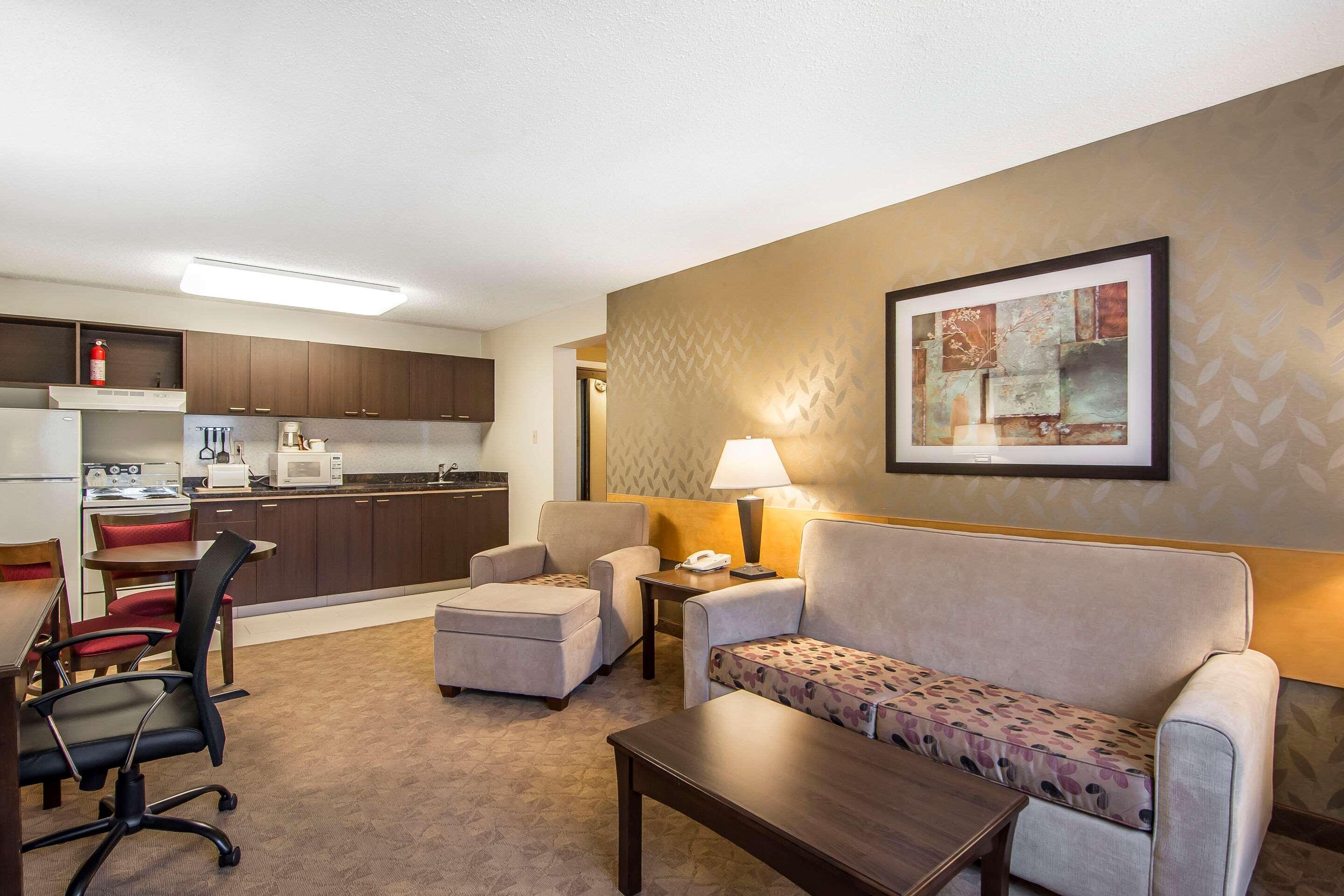 Prestige Riverside Lodge Quesnel Esterno foto
