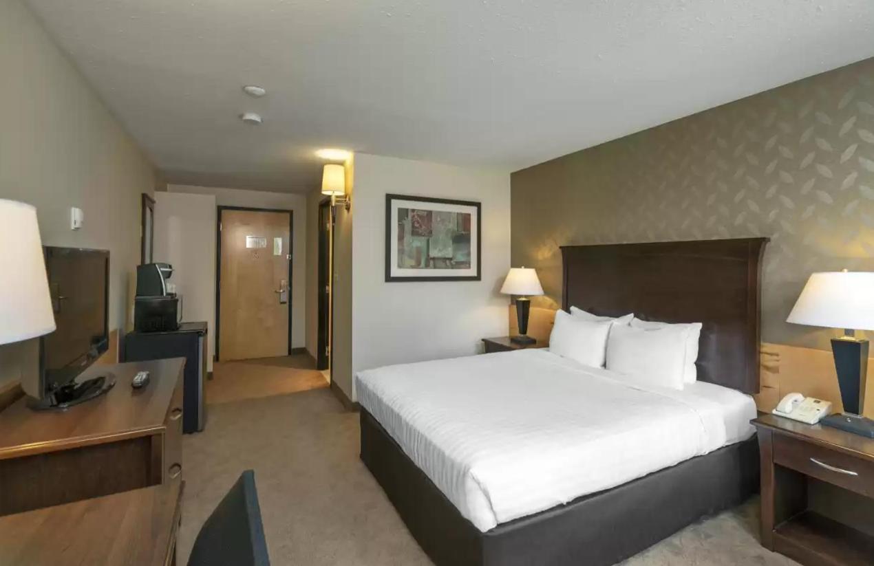 Prestige Riverside Lodge Quesnel Esterno foto